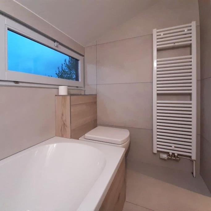 Haus Julia Direkt Am Hennesee Mitten Im Sauerland Meschede Extérieur photo